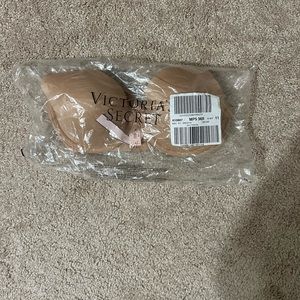 Victorias Secret Body by Victoria bra, size 36B